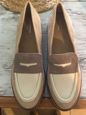 Rockport Two-Tone Cream and Taupe Suede Leather Loafers